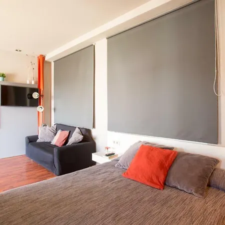 Sky Touristic Attic Apartment Valencia Exterior photo